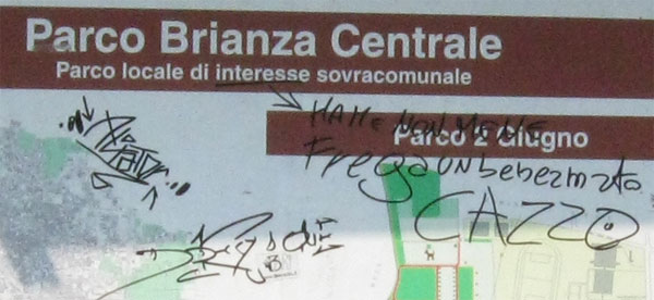 Bacheca al parco 2 Giugno