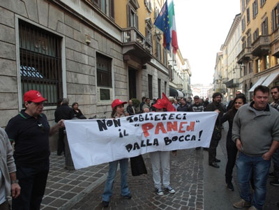 Manifestazione dei lavoratori della Panem nel 2013