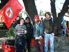 I due brianzoli (alla destra) fraternizzano