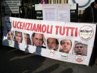 Arcore - manifestazione contro Berlusconi