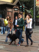 Milano - Occupy piazza Affari. I cani del corteo