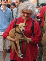 Milano - Occupy piazza Affari. I cani del corteo