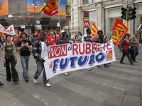 Milano - Occupy piazza Affari.
			