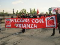Vimercate - Sciopero e manifestazione della CGIL