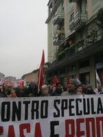 Monza - Corteo per il diritto ad abitare